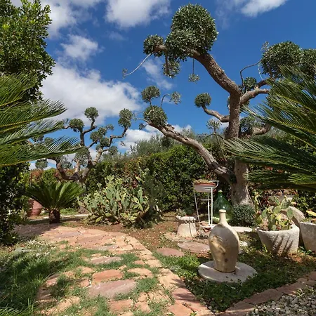 Dimora Sweet Home, With Pool Casa de Férias