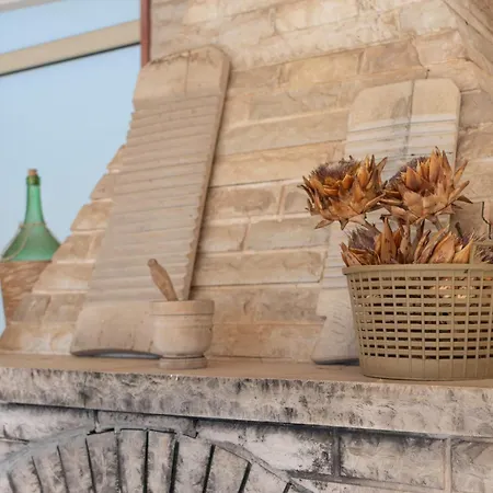 Dimora Sweet Home, With Pool Casa de Férias