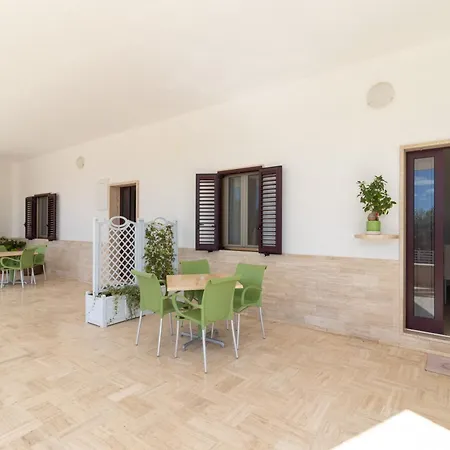 Dimora Sweet Home, With Pool Holiday home *
