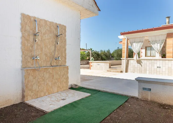 בית נופש Dimora Sweet Home, With Pool *